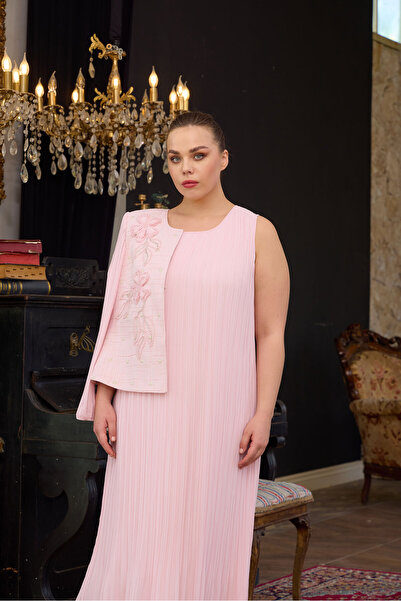 QUİZAS Quizas Pleat Inner Dress and 3D Appliques Pearl Embroidered Jacket