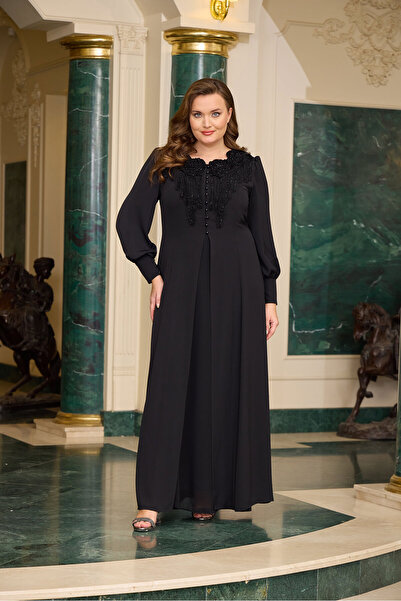 QUİZAS مجموعة عباية مطرزة بتفاصيل تطريز ثلاثي الأبعاد مع فستان داخلي من Quizas