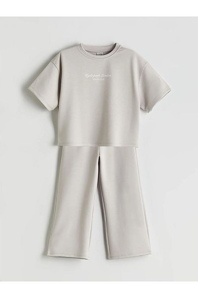 LC Waikiki Tricou și pantaloni de sport pentru fete, cu decolteu rotund, cu atingere moale
