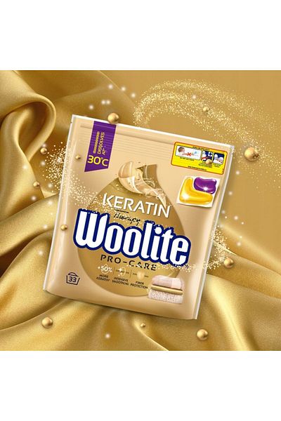 Woolite Pro-Care universal laundry capsules with keratin 33pcs