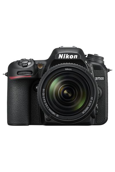 NİKON Nikon D7500 DSLR Camera, 20.9 MP + 18–140mm VR Lens