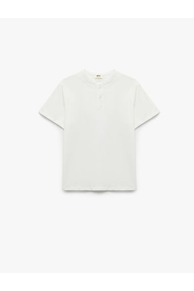 Koton Cotton Short Sleeve Crew Neck Button Basic T-Shirt