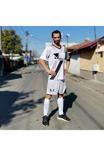MBrands Tricou, pantaloni scurți și colanți MBrands, echipament complet, calitate pakistaneză XL