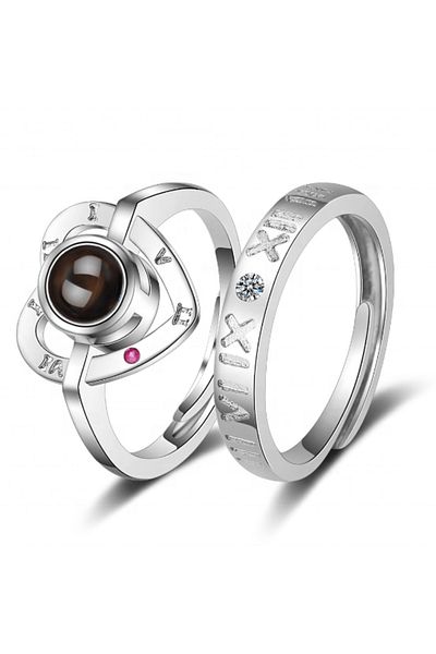MBrands double ring made of 925 silver that projects the word "I Love You" in 100 languages. heart shape
