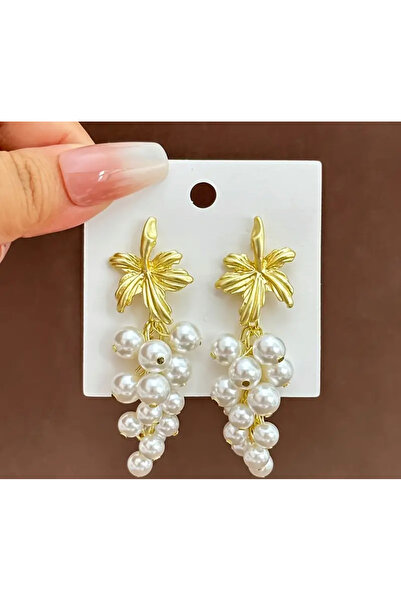 LİLİBETH BİJOU Üzüm Formlu İnci ve Altın Yaprak Küpe