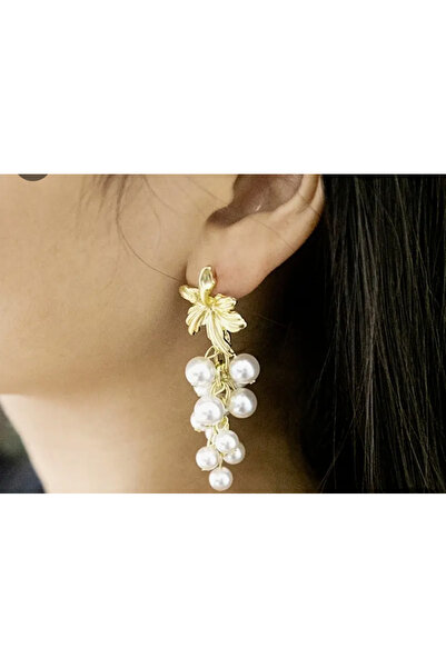 LİLİBETH BİJOU Üzüm Formlu İnci ve Altın Yaprak Küpe