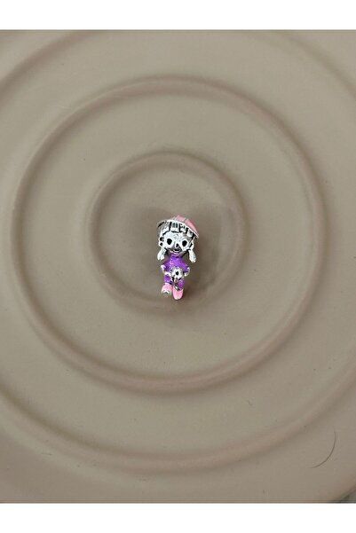 BY YASİN TOPÇU Little Adventurer – Girl with Pink Hat Charm