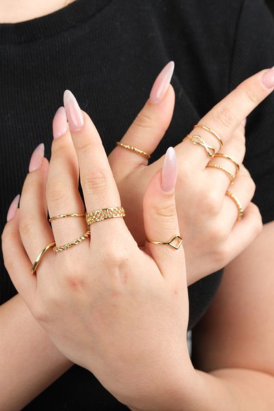 Jack Ferrero Women's Gold Color Non-Fade Ring Set