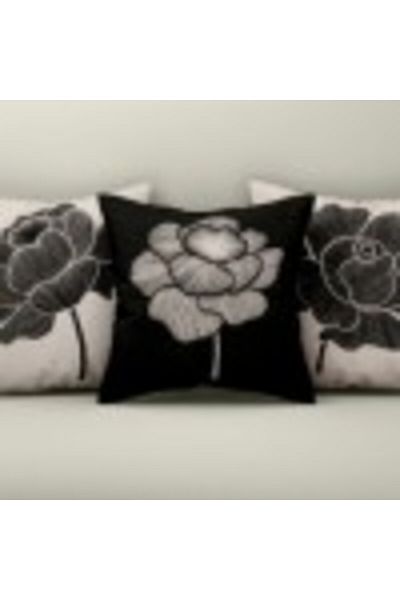 Lenjerii Deosebite Set 3 decorative pillowcases 43x43cm, Floral design pink/black