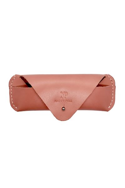 Natty Pell Etui Natty Pell pentru ochelari de soare sau de vedere cusut manual din piele naturala roz cu cusatu
