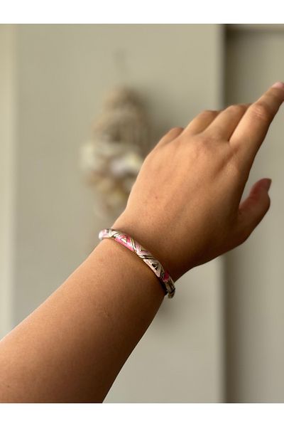 Beloria Mineli Patterned Pink Steel Bracelet