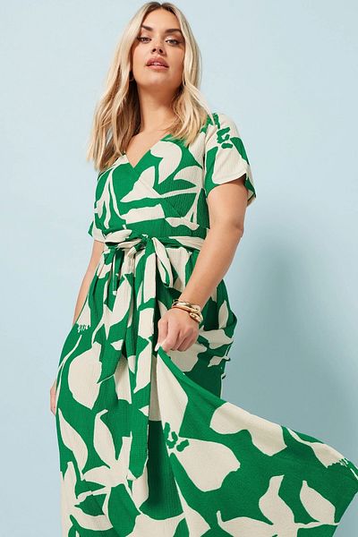 Stil Diva Plus Size V-Neck Floral Patterned Wrinkled Fabric Dress 304074