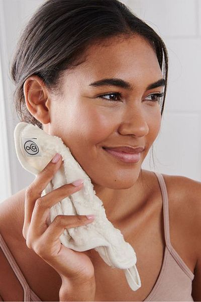 Tchibo 2 Pc Textured Face Towel 20 x 20 cm, White