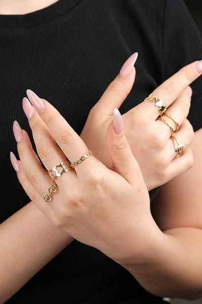 Jack Ferrero Women's Gold Color Non-Fade Ring Set