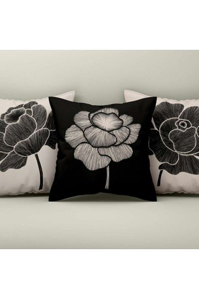 Lenjerii Deosebite Set 3 decorative pillowcases 43x43cm, Floral design pink/black