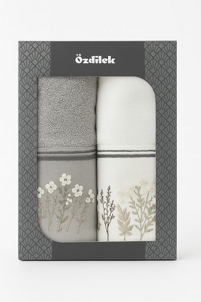 Özdilek Flower Embroidered 2-Piece Towel Set