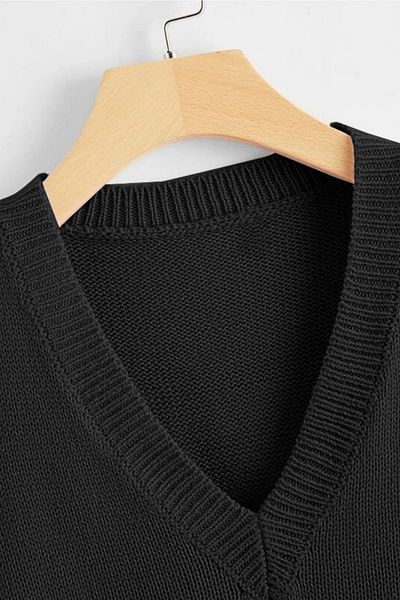 COOL TARZ Elégance Black V-Neck Sweater