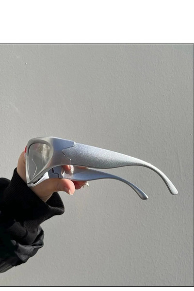 Makro Optik Premium Y2K Sunglasses