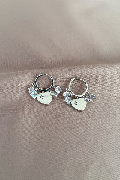 laria jewelry Heart Jewelled Dangle Earrings
