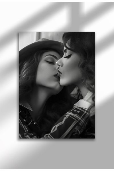 21mxm Vintage Photography Poster, Feminist Street Style, Black & White Canvas, Rebel Muse 2025