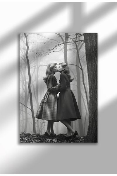21mxm Vintage Photography Poster, Feminist Street Style, Black & White Canvas, Rebel Muse 2025