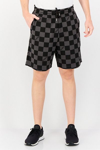 Giordano Men Checkered Pattern Drawstring Basic Shorts, Multicolor