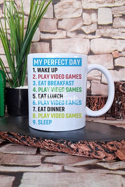 giftkonsept "My Perfect Day Black Classic Fit Gamer" Ideal Day Gift Printed Tea Coffee Presentation Mug Cup