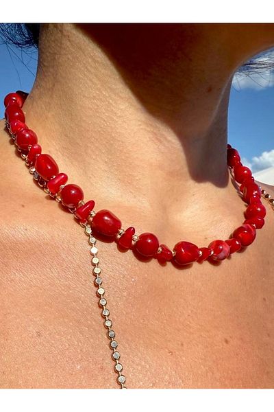 Twinssis Accessories Dorika Detailed Acrylic Coral Necklace