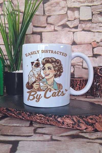 giftkonsept Easily Distracted by Cats Written Cat Lover Gift Printed Tea Coffee Presentation Mug Cup