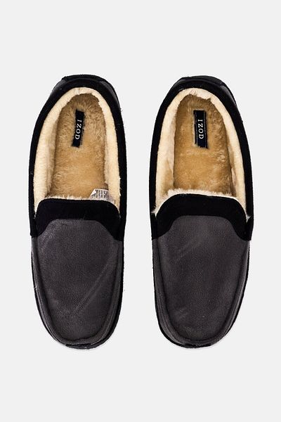 Izod Men Textured Slip On Homewear Slippers, Grey