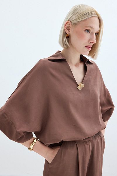 Sateen Casual Blouse with Accessories - Brown