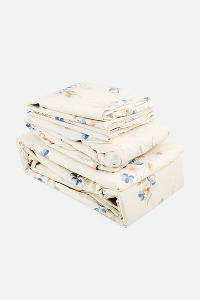NANETTE LEPORE 4 Pieces Floral Pattern Flat Sheeet With Pillow Case Set, Multicolor