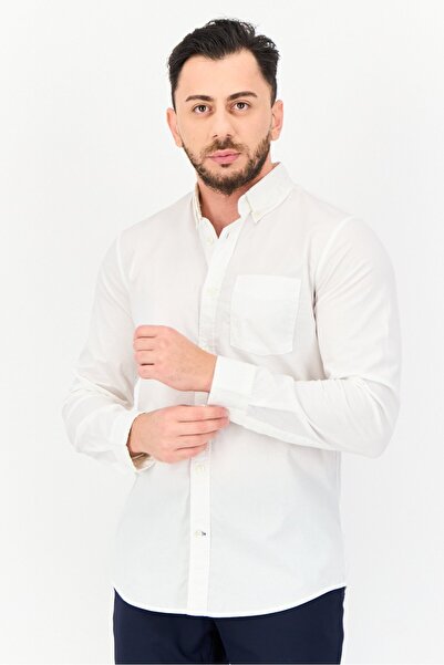 GAP قميص رجالي كاجوال بأكمام طويلة وقصّة Slim Fit، أبيض