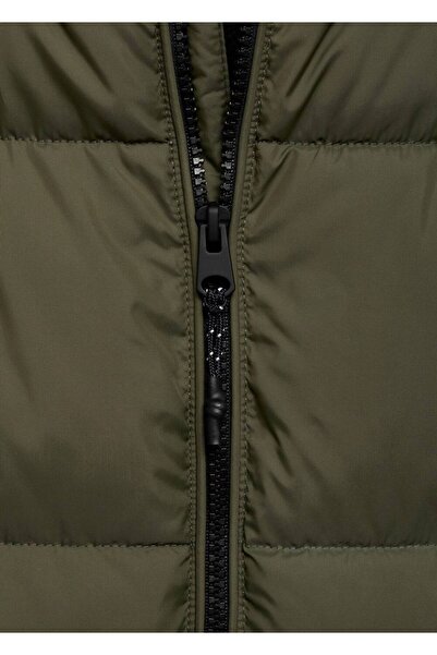 MANGO Kids Kapitone astarlı kapüşonlu palto