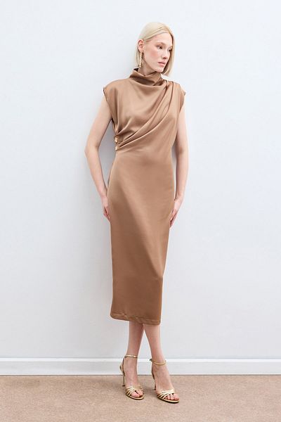 Sateen Μακρύ Φόρεμα με Λεπτομέρεια Κουμπιού - Camel