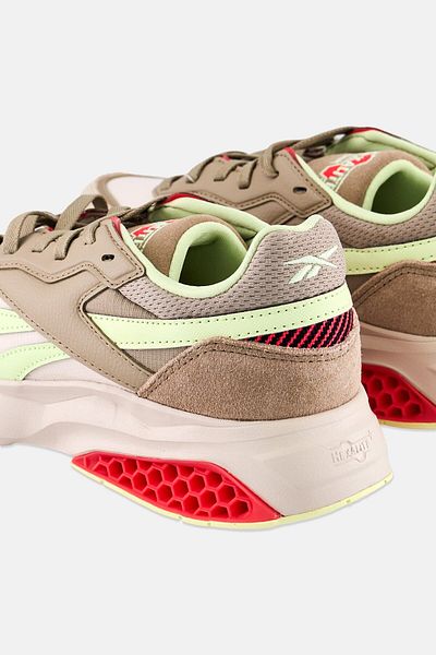 Reebok Women Hexalite legacy 1,5 Lace Up Running Shoes, Multicolor