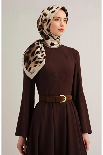 Armine وشاح حرير سيرا 9320 - 51 نمط مختلط بني اللون