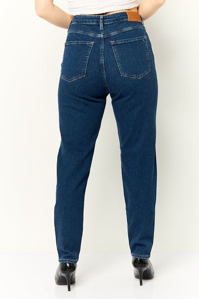 Tommy Hilfiger Women Tapered Fit Washed Stretchable Denim Jeans, Blue