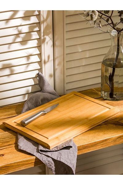 LC Waikiki Summer Collection Wooden Cutting Board 33 cm City