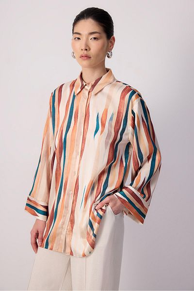 Touché Privé Striped Pattern Satin Shirt