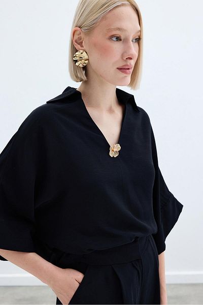 Sateen Casual Blouse with Accessories - Black