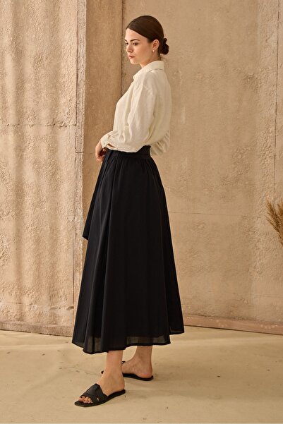 QANU Φούστα με ζώνη από βούλα μαύρη