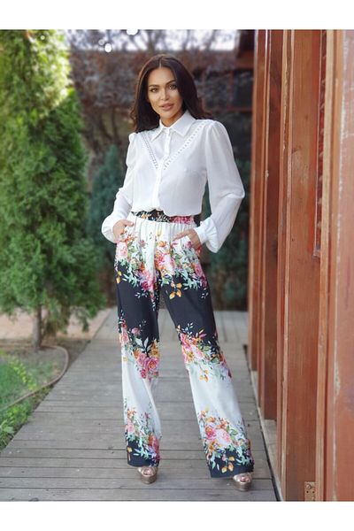 Atmosphere Fashion White triple-layered shirt with lace insert