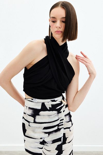 Sateen Halter Neck Linen Crop Blouse - Black