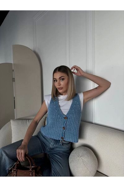 Silerra    Knitwear Sleeveless Buttoned Vest - Blue