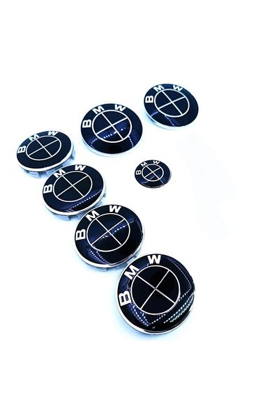 MAF Set 7 piese embleme BMW, negru complet, capotă 82 mm, portbagaj 74 mm, capace roți 68 mm, logo volan