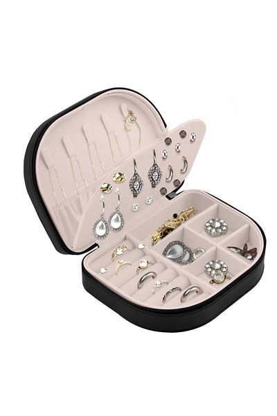 ideal STORE idealSTORE Jewelry Box, Strong Clasp, Eco-friendly Leather, Premium Materials, Hangers on