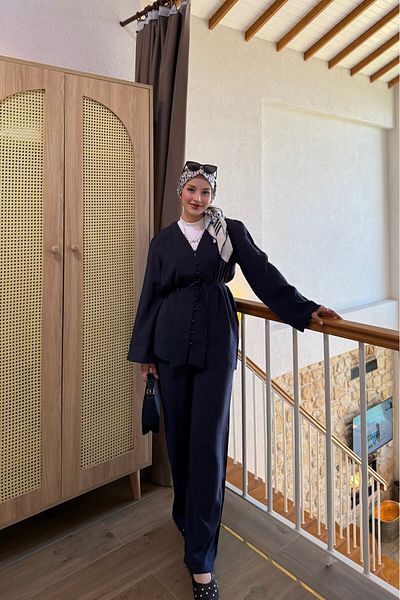lurex moda V-Neck Button Suit