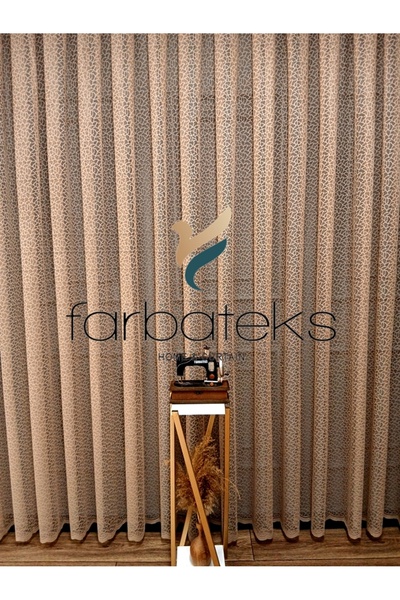 farbateks Модерна двуслойна плисирана тюлена завеса с леопардов принт