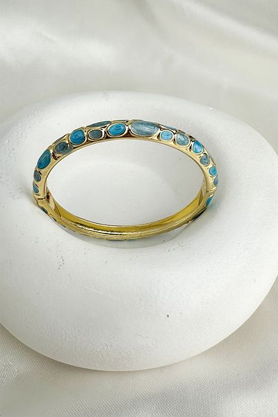 Modex Special Series Enameled Round Details Handcuff Bracelet (Diameter: 6cm)